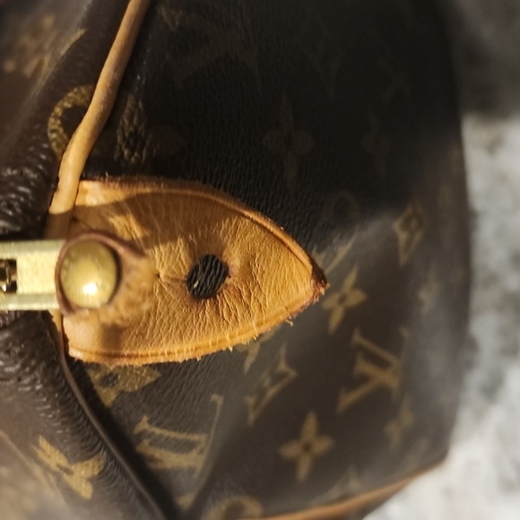 Final price drop, NO OFFERS,!  AUTHENTIC Louis Vuitton speedy 30 - Picture 11 of 16